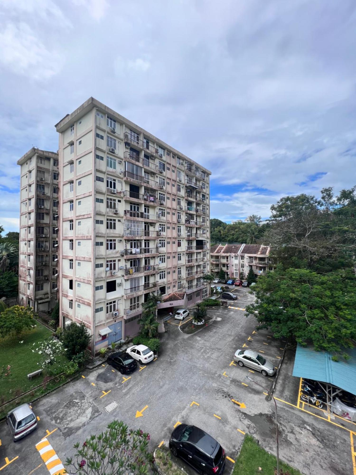 Ee's Surfer's House - Seaview, 3 Min Walk To Batu Ferringhi